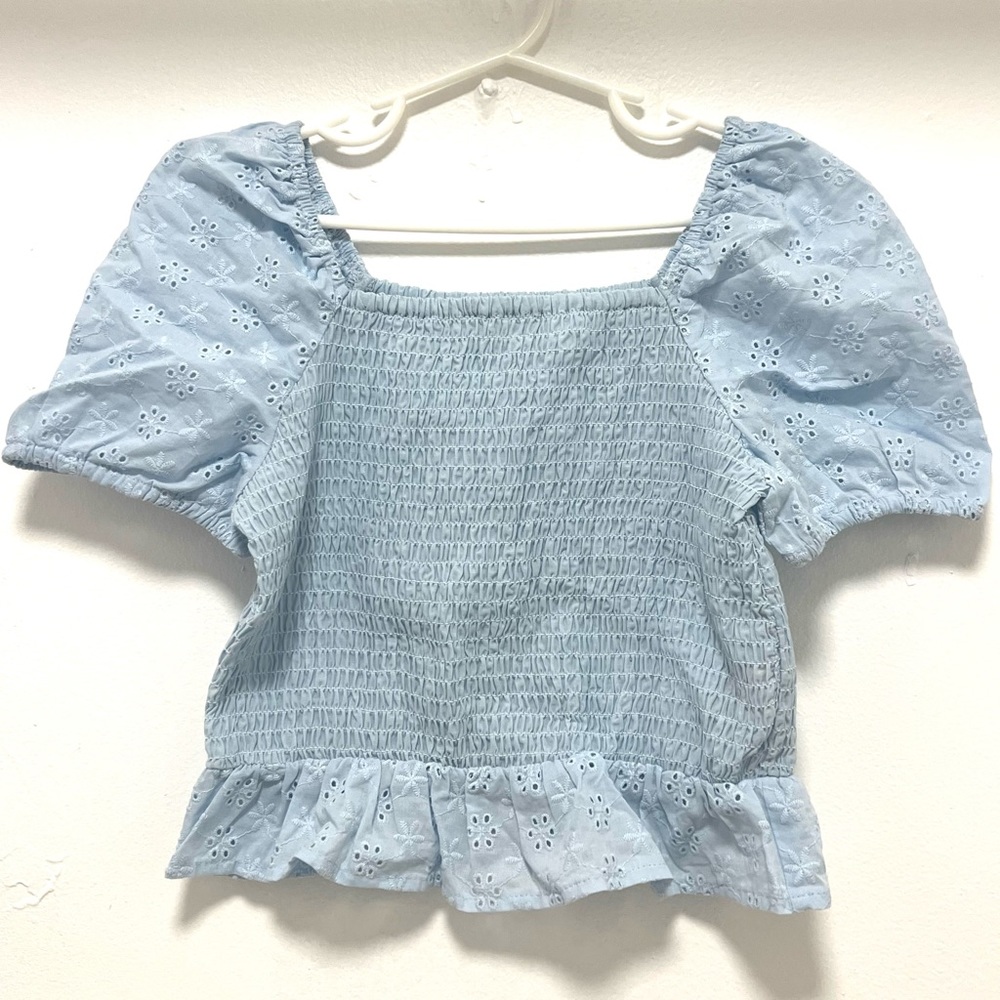 Crop top puffy sleeves-baby blue